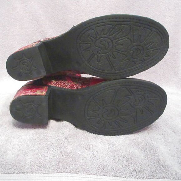 Red Leather Embroidered Boots Size 38 7.5 8 Lace Up Boho Western Artsy Statement - Picture 10 of 10